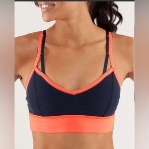 Lululemon Flip Your Dog Bra Inkwell / Light Flare (Size 6)